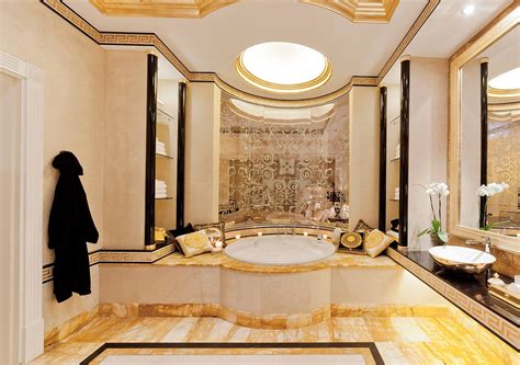 bagni lusso versace